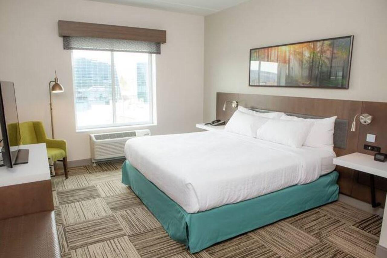 Hilton Garden Inn Corning Downtown Экстерьер фото