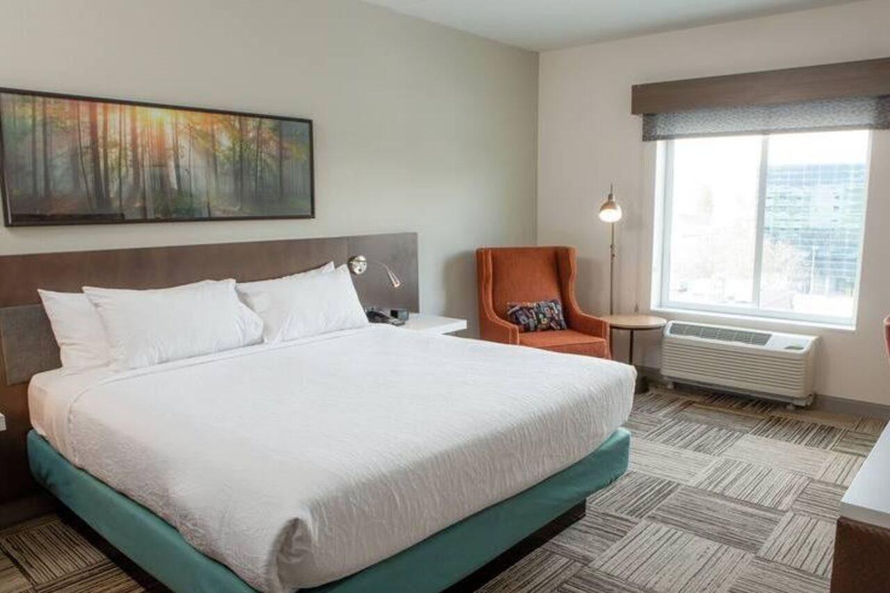 Hilton Garden Inn Corning Downtown Экстерьер фото