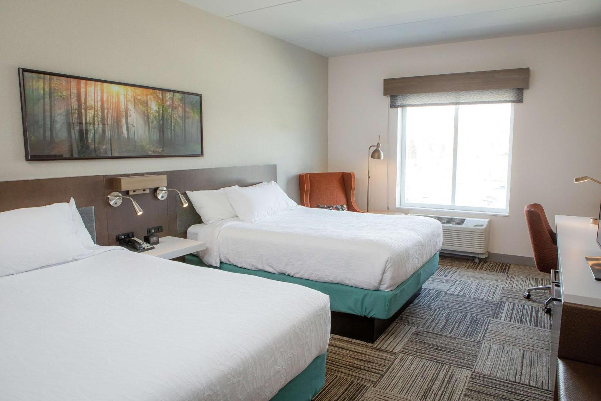 Hilton Garden Inn Corning Downtown Экстерьер фото